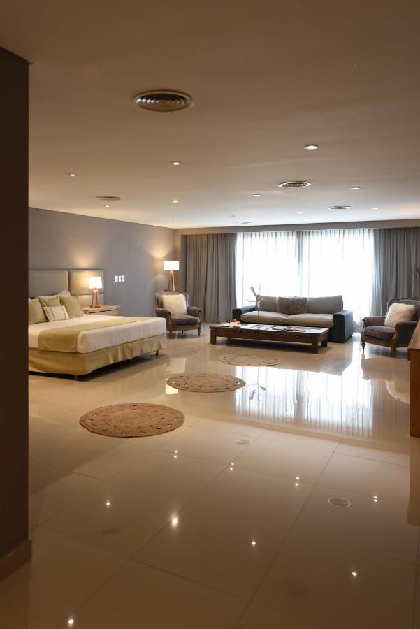 Howard Johnson Resort&Convention Center Ezeiza Exterior foto